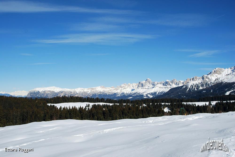 14 - vista dall'altopiano.JPG